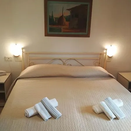 Hotel Holiday Hotel 3*